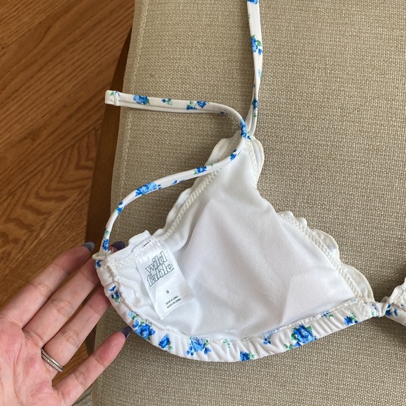 Wild Fable white floral bikini small top medium bottoms - Picture 7 of 7